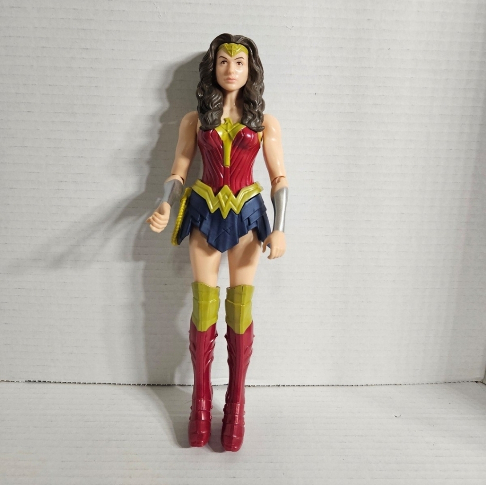 Wonder Woman Action 2015